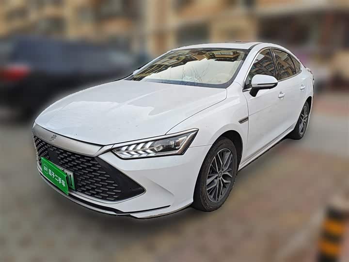 Фото 1 - BYD Qin Plus