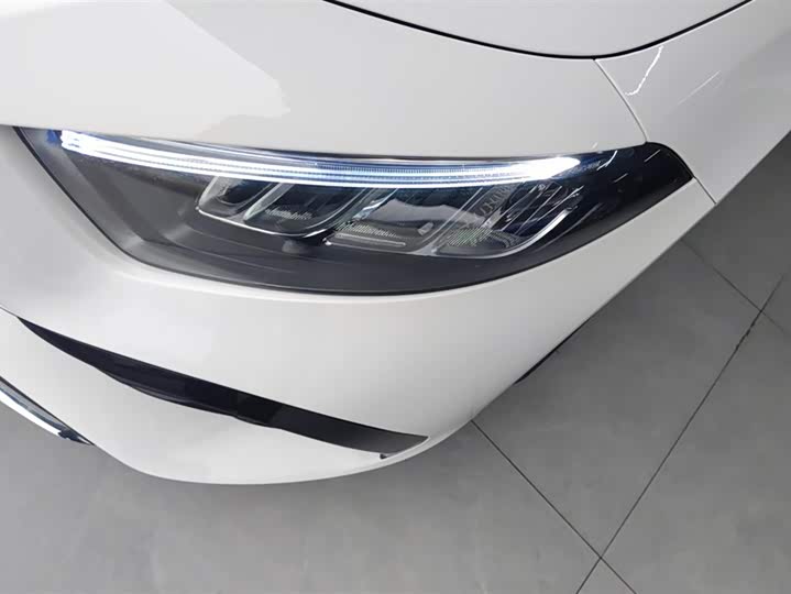 Фото 5 - Mercedes-Benz A-Class