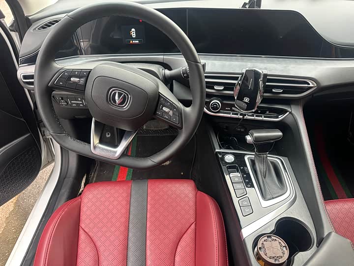 Фото 9 - Changan Eado Plus