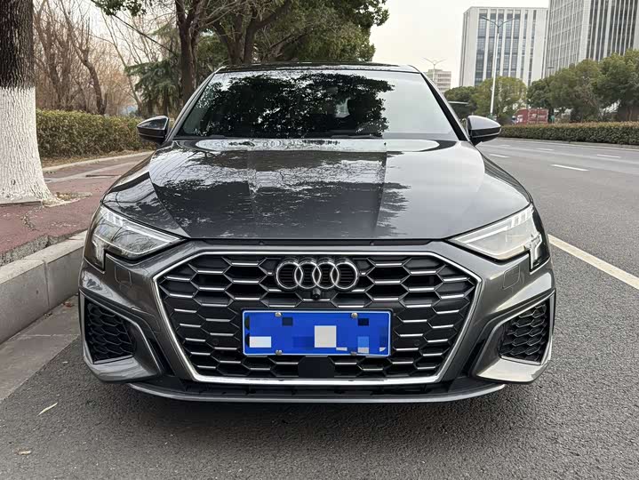 Фото 2 - Audi A3