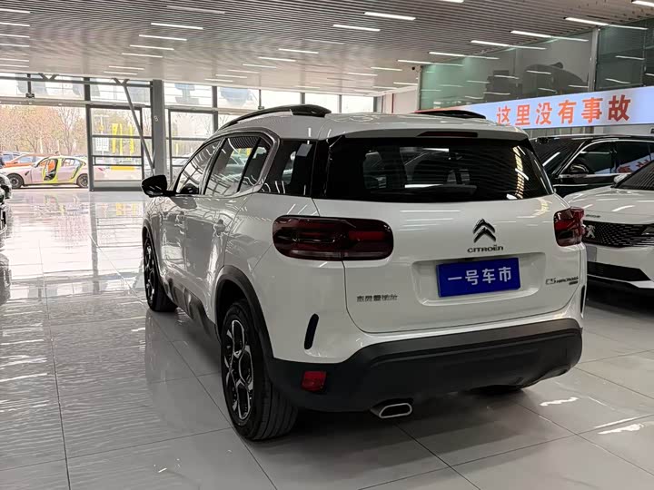 Фото 4 - Citroen C5 Aircross 2023