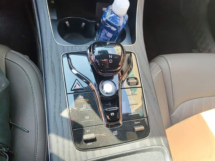 Фото 7 - BYD Han