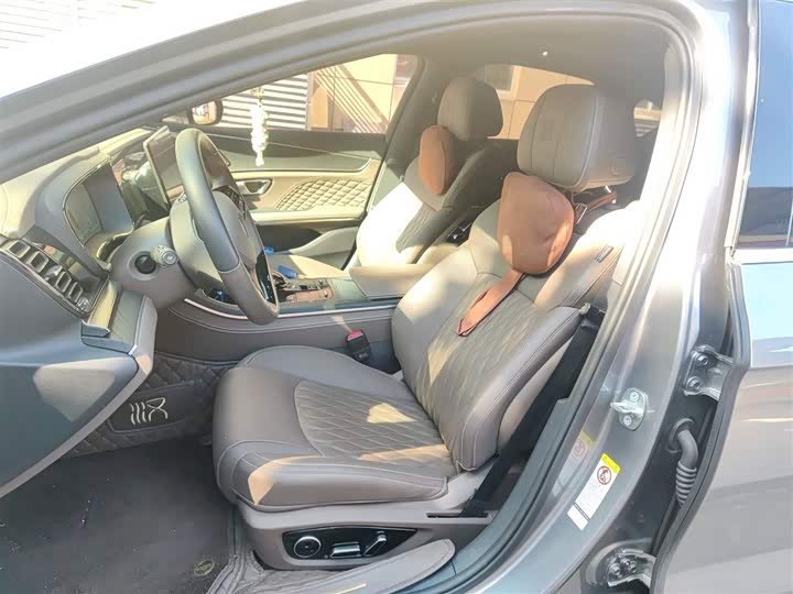 Фото 8 - BYD Han