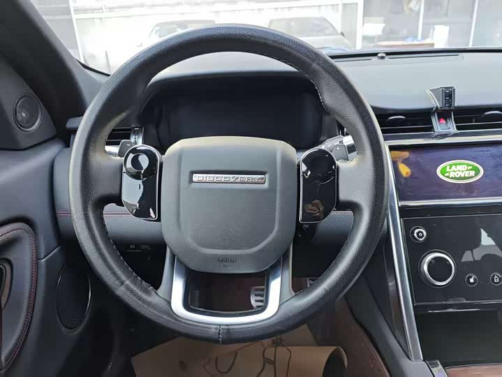 Фото 8 - Land Rover Discovery Sport