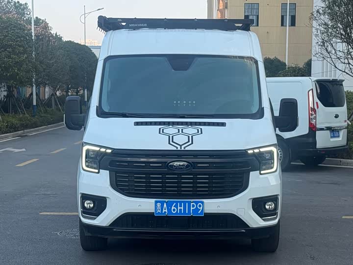 Фото 2 - Ford Transit T8