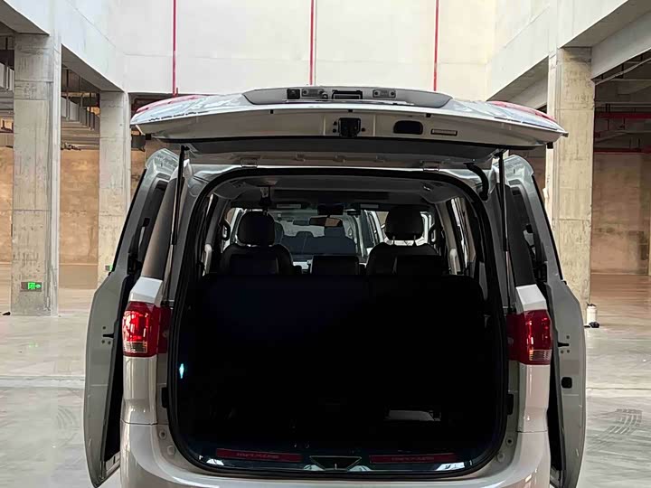 Фото 5 - Maxus G10