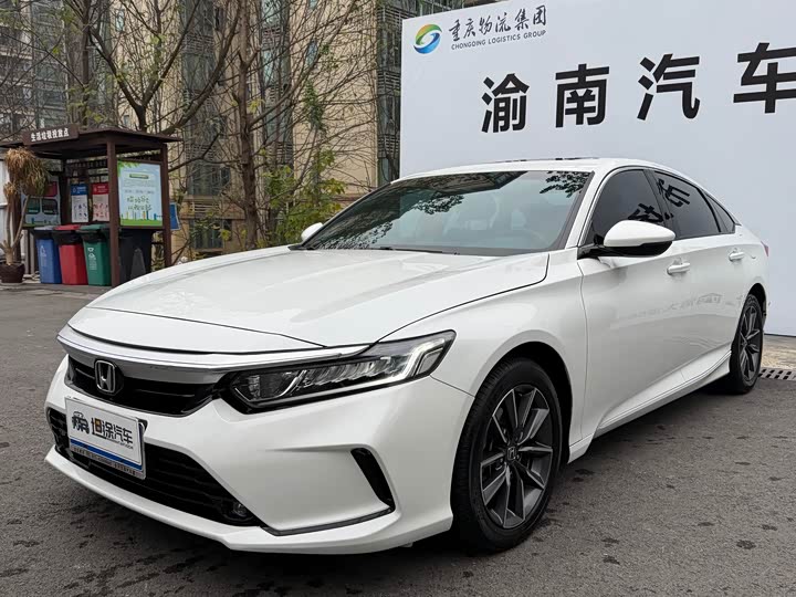 Фото 1 - Honda Inspire