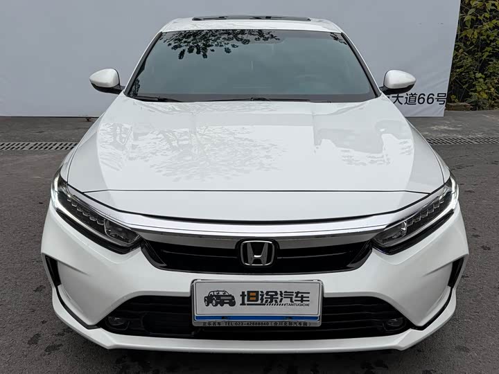 Фото 3 - Honda Inspire