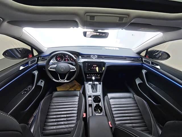 Фото 5 - Volkswagen Magotan