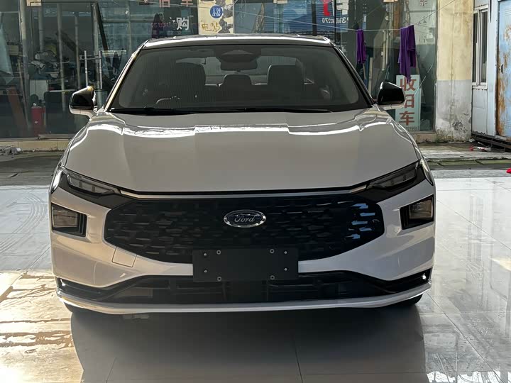 Фото 2 - Ford Mondeo