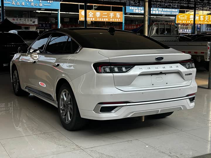 Фото 6 - Ford Mondeo