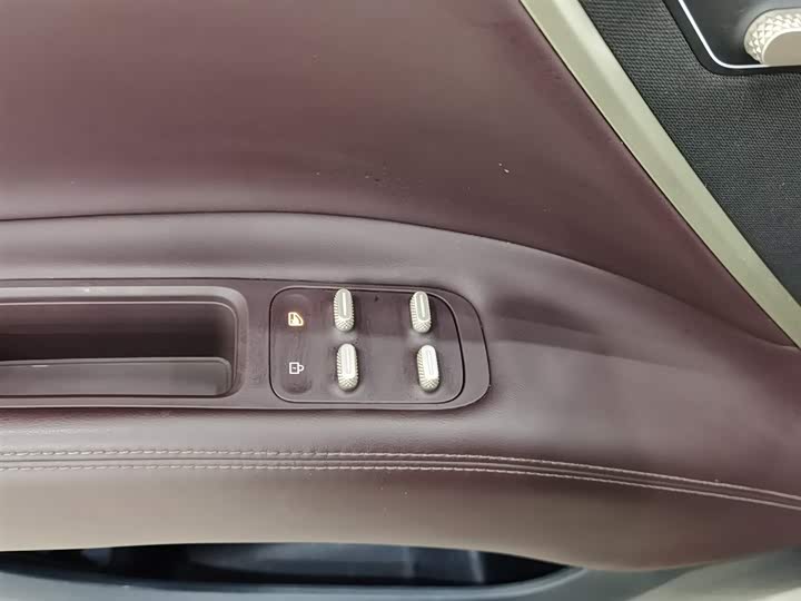 Фото 9 - Avatr 11