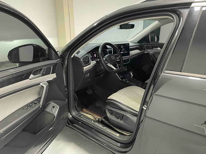 Фото 9 - Volkswagen Tayron