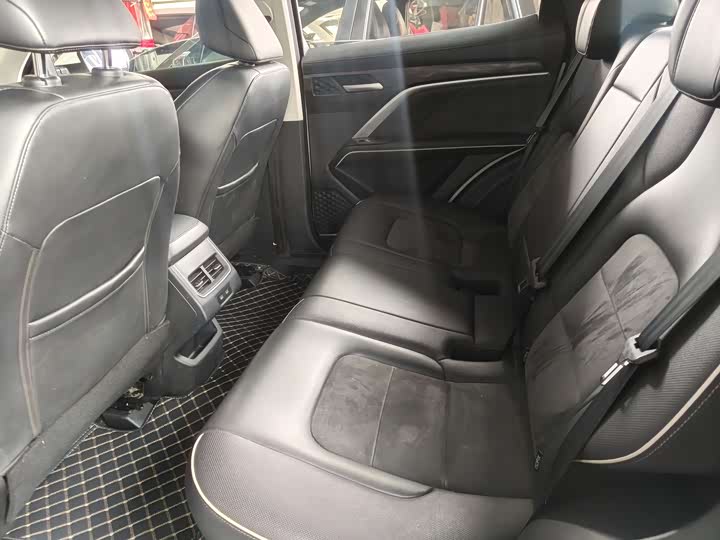 Фото 5 - Haval H6