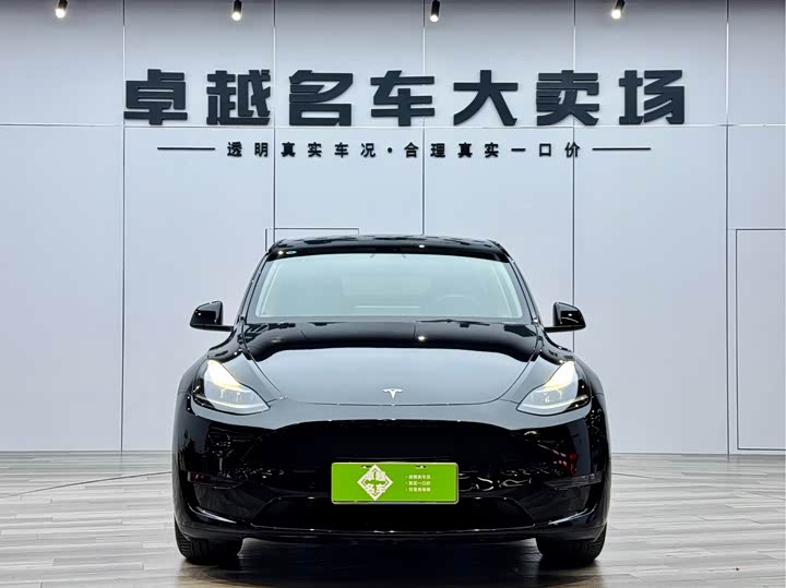 Фото 2 - Tesla Model Y