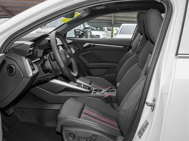 Фото 3 - Audi A3