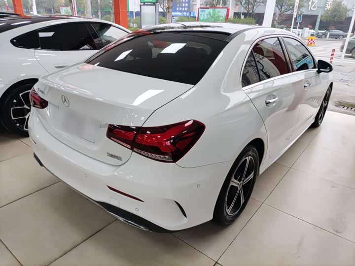 Фото 7 - Mercedes-Benz A-Class