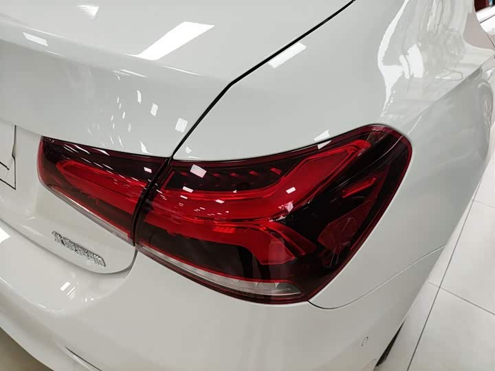 Фото 8 - Mercedes-Benz A-Class