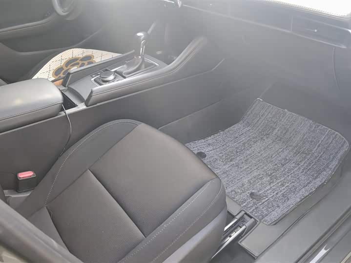 Фото 8 - Mazda 3 (Axela)