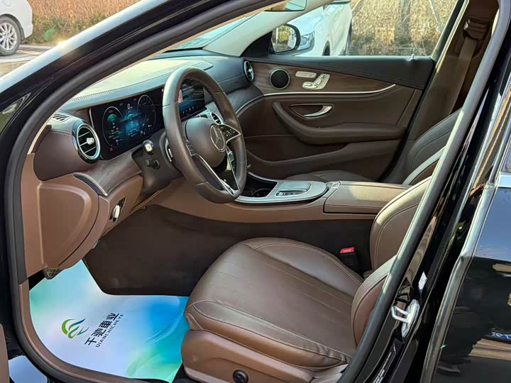 Фото 5 - Mercedes-Benz E-Class Hybrid