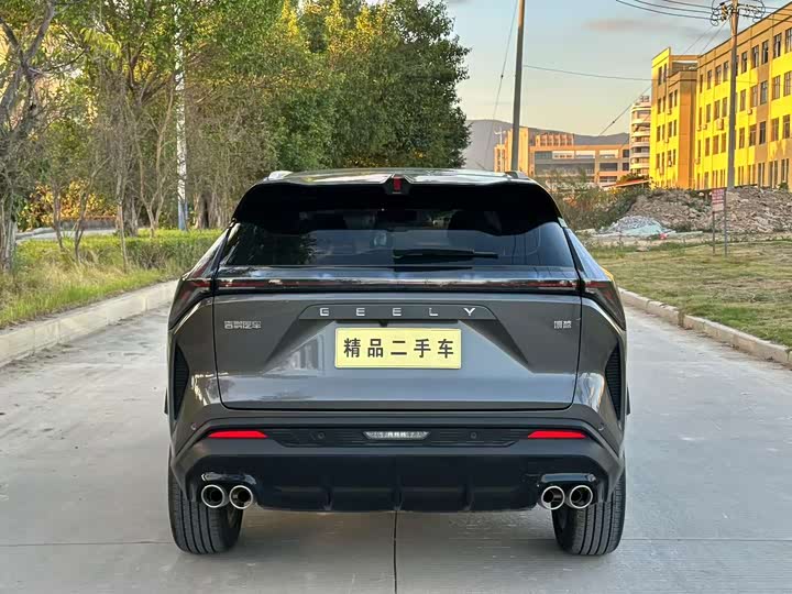 Фото 9 - Geely Atlas