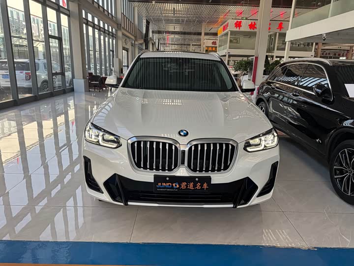 Фото 2 - BMW X3