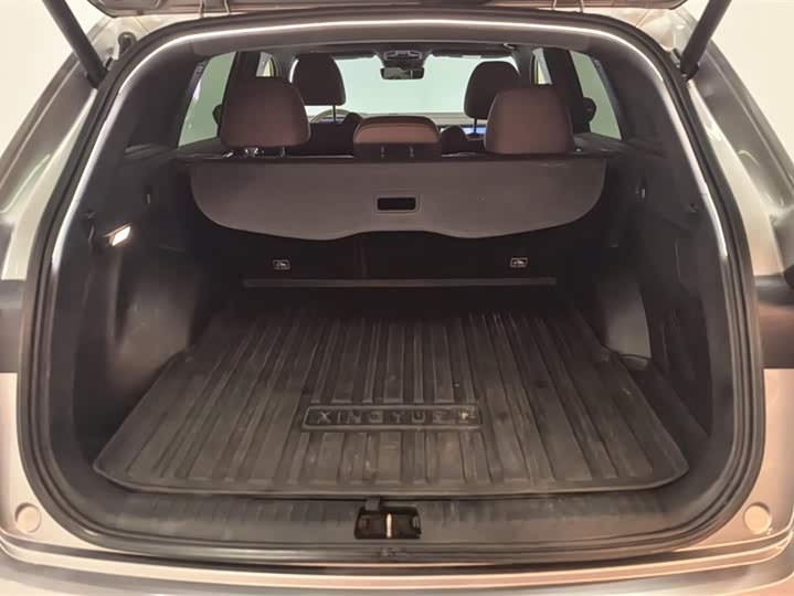 Фото 4 - Geely Monjaro