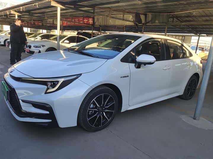 Фото 5 - Toyota Levin