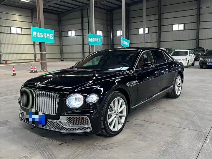 Фото 3 - Bentley Flying Spur