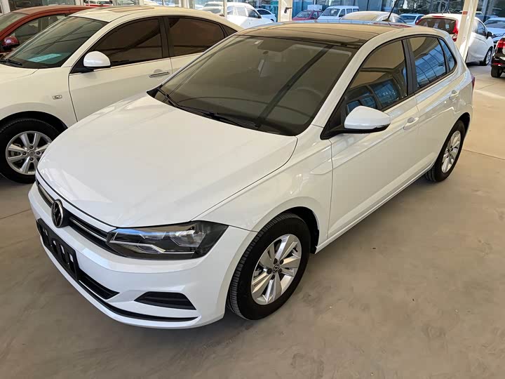 Фото 1 - Volkswagen Polo