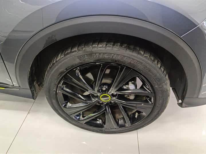 Фото 6 - Roewe RX5