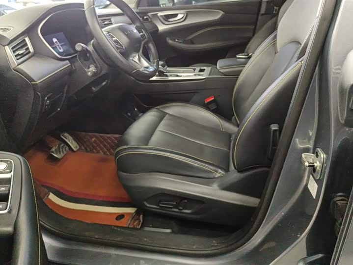 Фото 9 - Roewe RX5