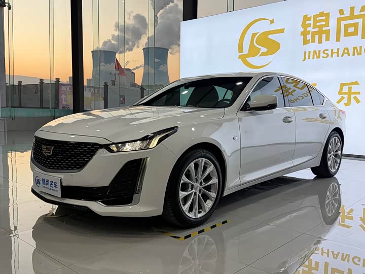 Фото 2 - Cadillac CT5