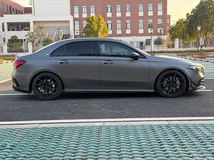 Фото 4 - Mercedes-Benz A-Class AMG