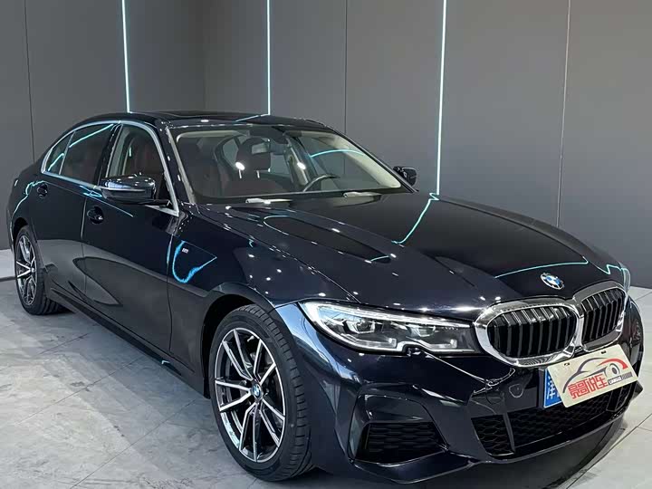 Фото 3 - BMW 3 Series