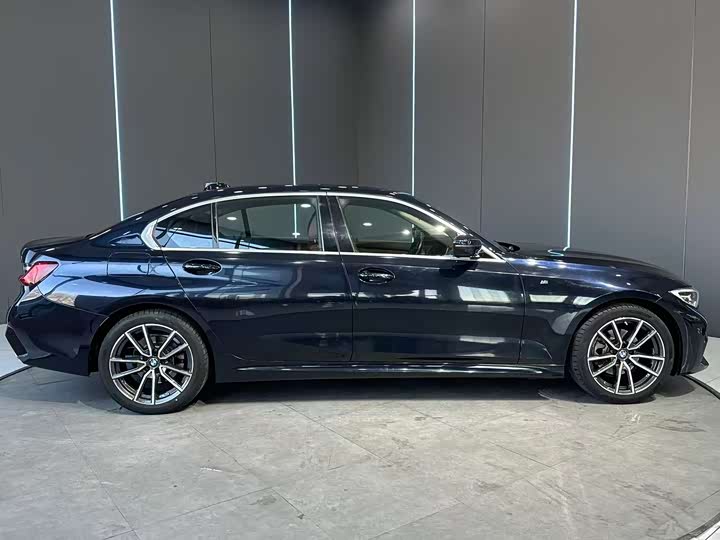 Фото 4 - BMW 3 Series