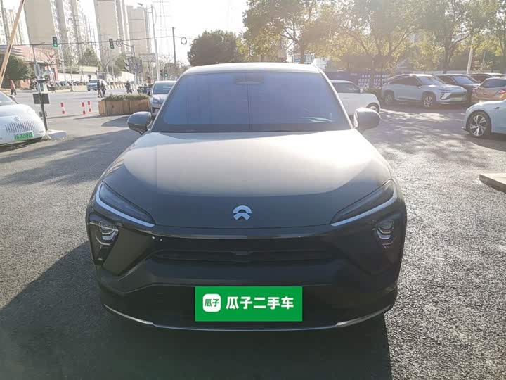 Фото 3 - Nio EC6