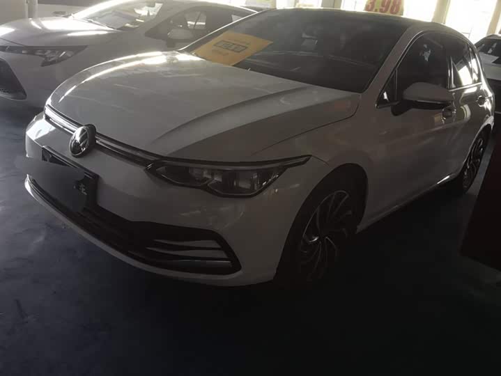 Фото 1 - Volkswagen Golf