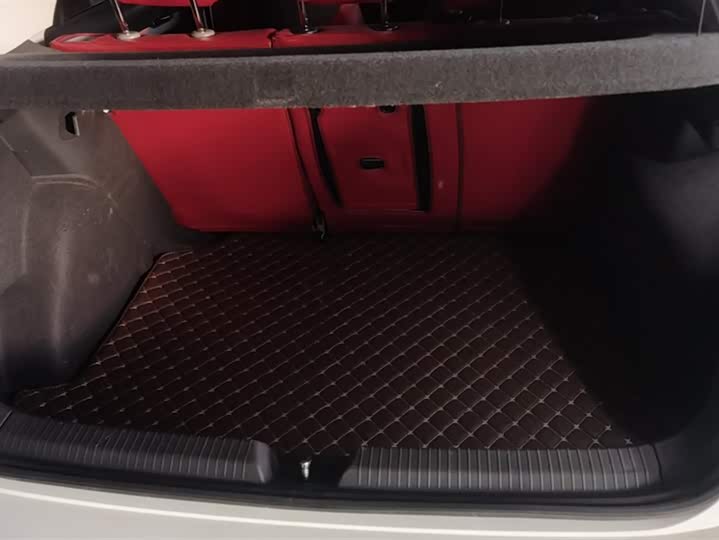 Фото 4 - Volkswagen Golf