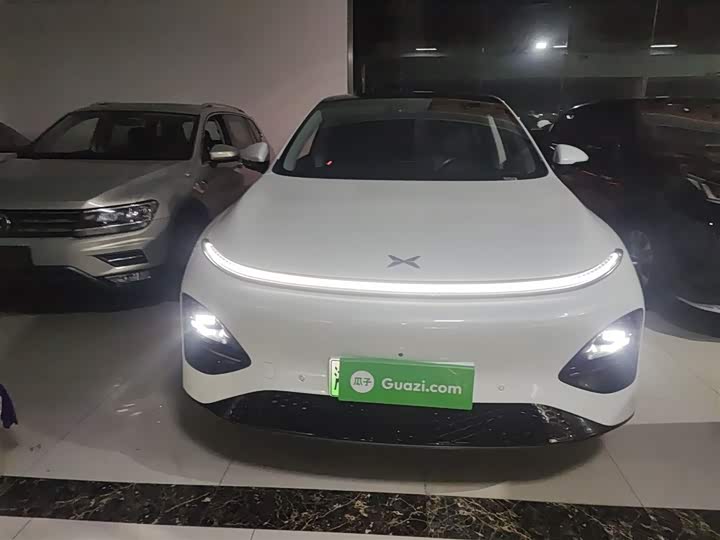 Фото 3 - XPeng G6