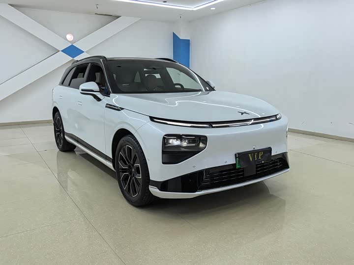 Фото 3 - XPeng G9