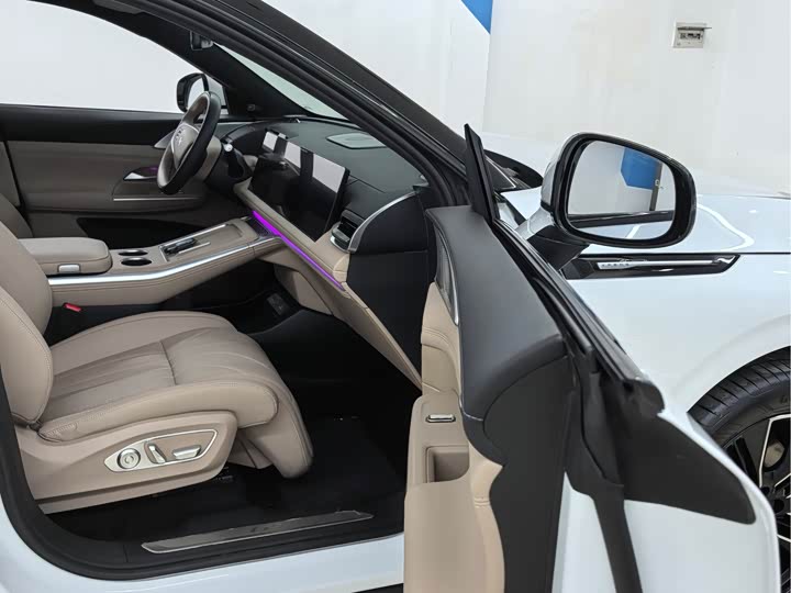 Фото 7 - XPeng G9