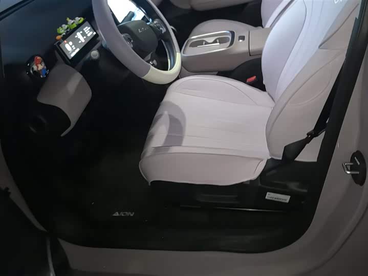 Фото 9 - GAC Aion UT