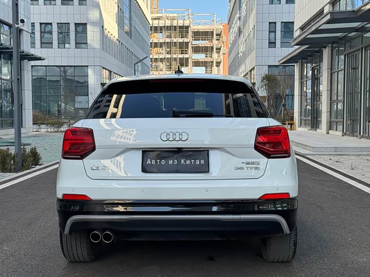 Фото 7 - Audi Q2L