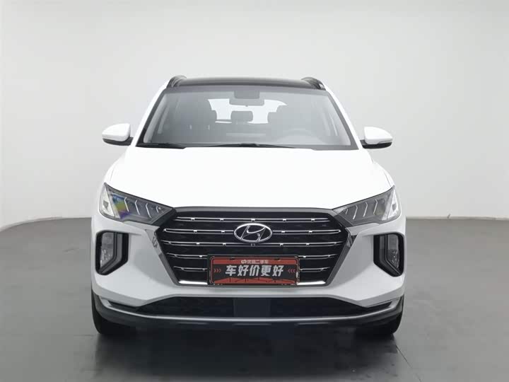 Фото 3 - Hyundai Tucson L