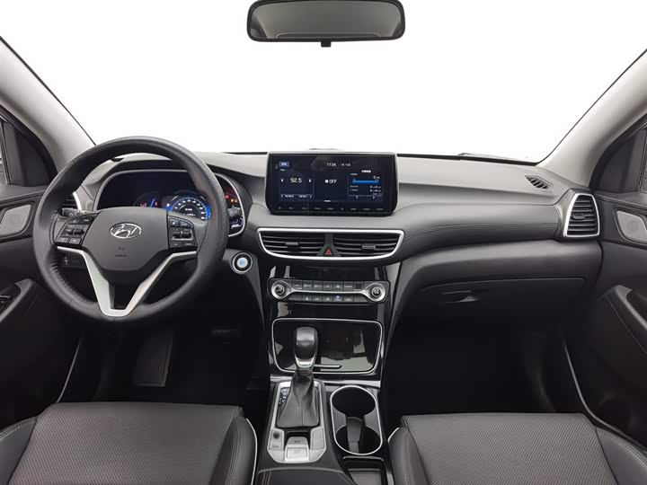 Фото 5 - Hyundai Tucson L