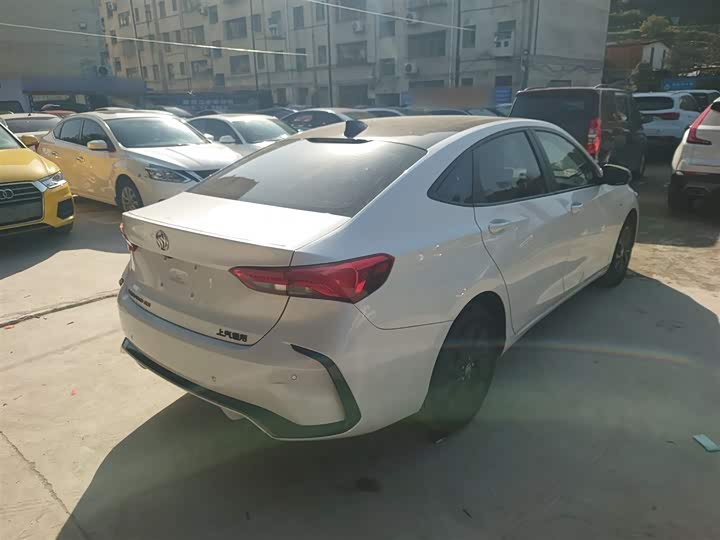 Фото 7 - Buick Verano