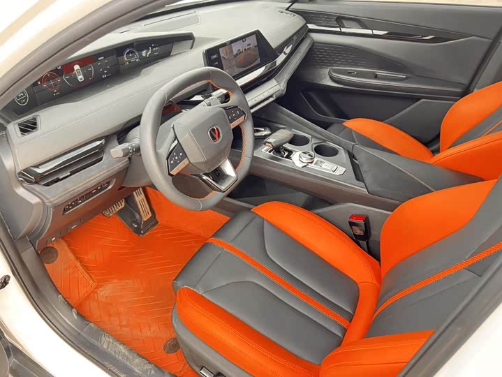 Фото 7 - Changan UNI-V