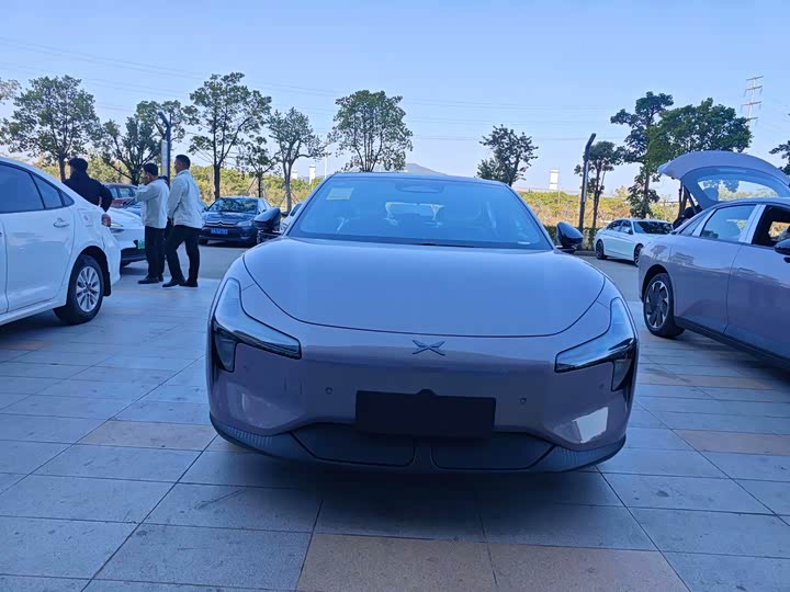 Фото 2 - XPeng Mona M03