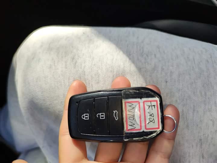 Фото 9 - Toyota Corolla